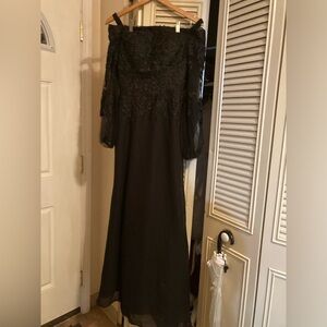 Elegant Black Long Sleeve Dress